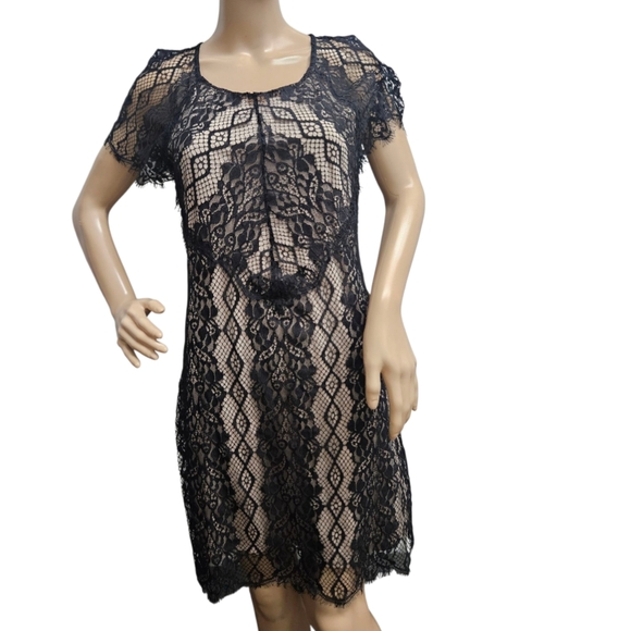 Forever 21 Open Back Lace Dress In Black With Nude Underlay - Picture 3 of 9